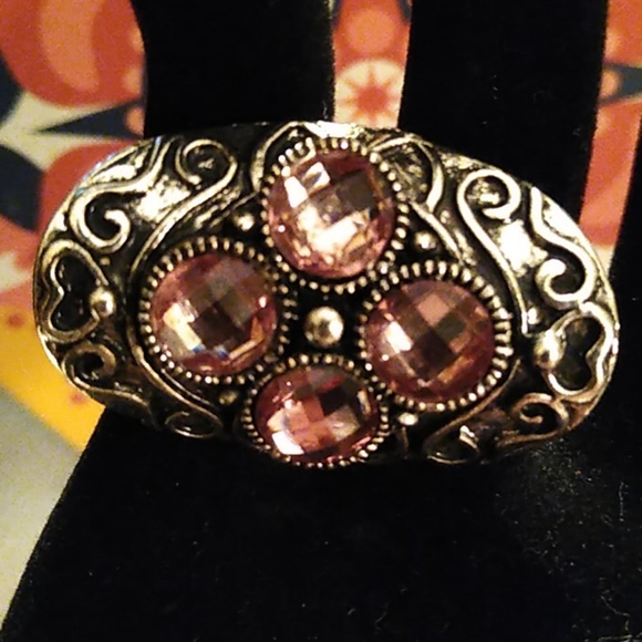 Ring - Picture 4 of 4